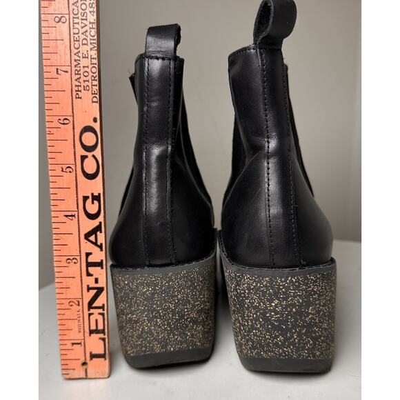 Aetrex Dawn Ankle Wedge Boots Leather & Suede Black Leather Sz 38 EU 7.5-8 US EC - Picture 7 of 11